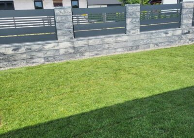 ogród przy domu jednorodzinnym trawnik z rolki Tomaszek Ogrody Toruń